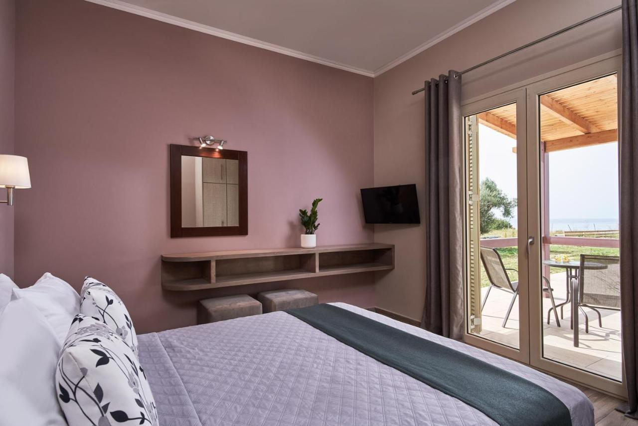 Saint Nicholas Villas Skala  外观 照片